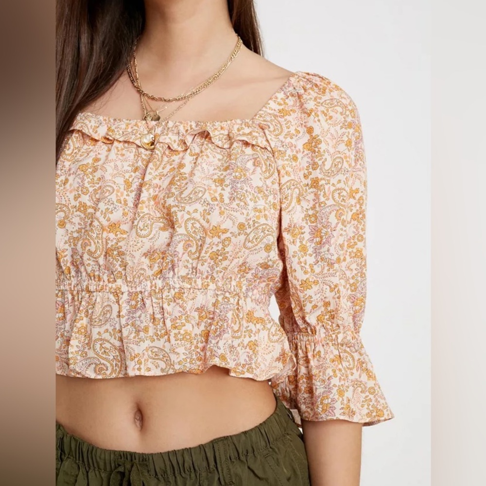 NWT Urban Outfitters Erin Floral Blouse